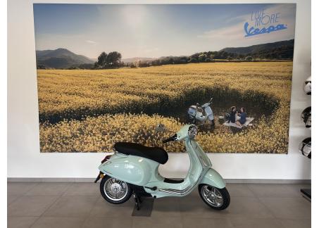 VESPA PRIMAVERA ELETTRICA 2.7 KW - 2.3 KWH - 45 KM/H - E5