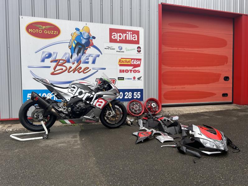 APRILIA RSV4 1000 RR