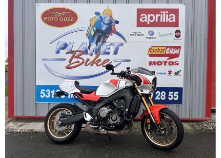YAMAHA XSR 900